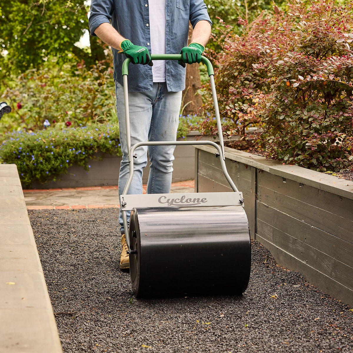 Cyclone 60L Steel Garden Roller (slightly damaged outer box)