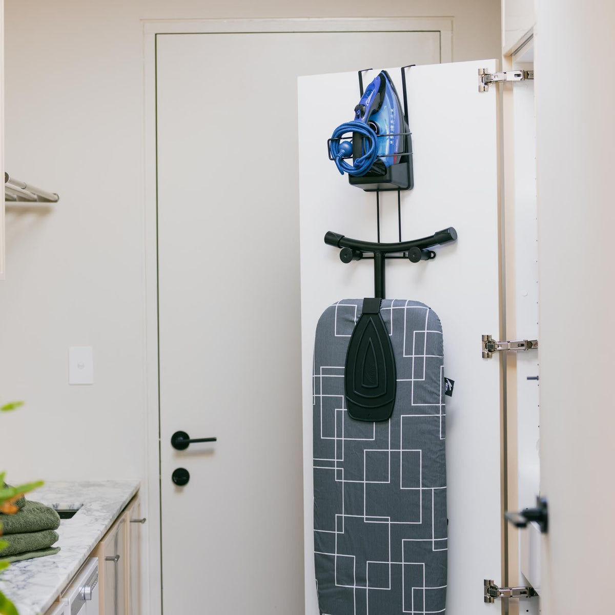 Hills Wall & Door Mounted Iron Caddy