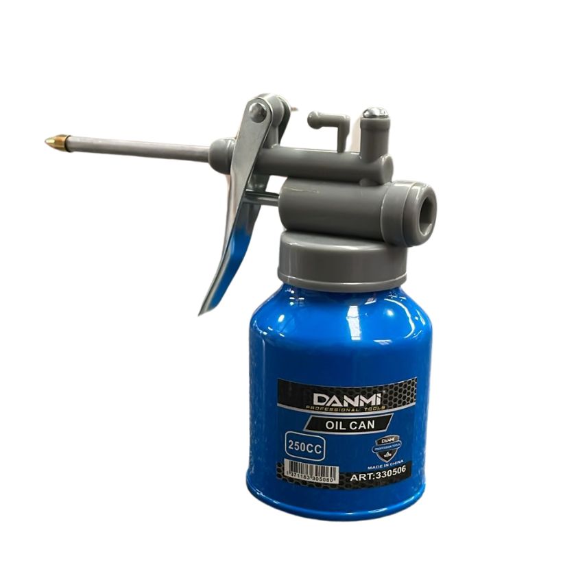 Heavy Duty 250cc Oil Can Straight Nosel With Trigger Action - South East Clearance Centre